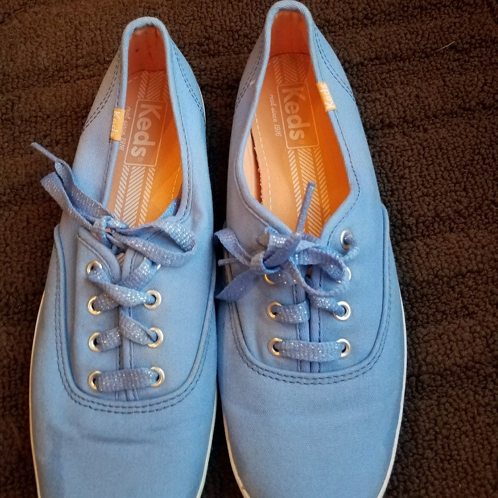 Women's keds size 7